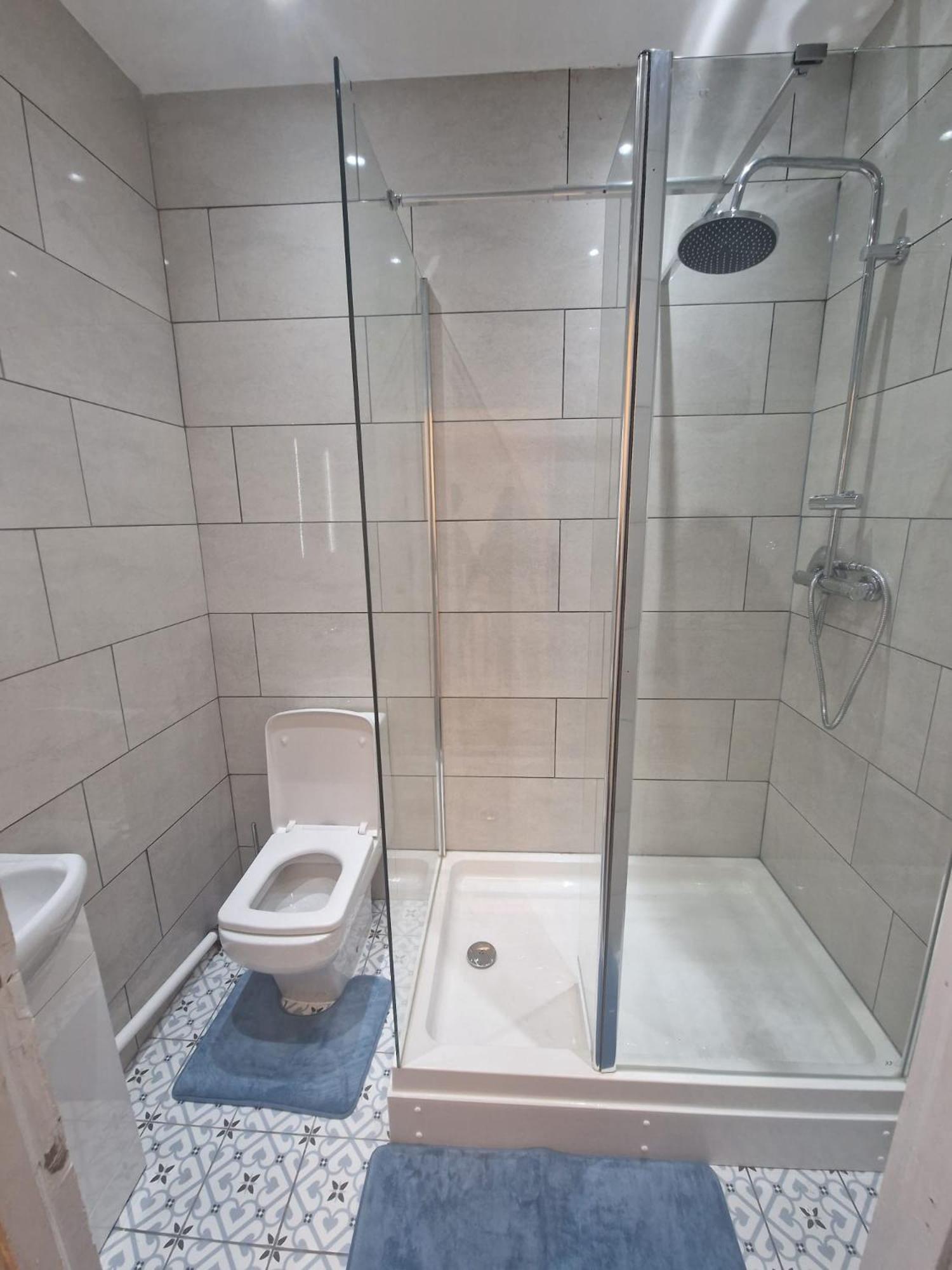 Large Digbeth Double Room Shared Bathroom برمنغهام المظهر الخارجي الصورة